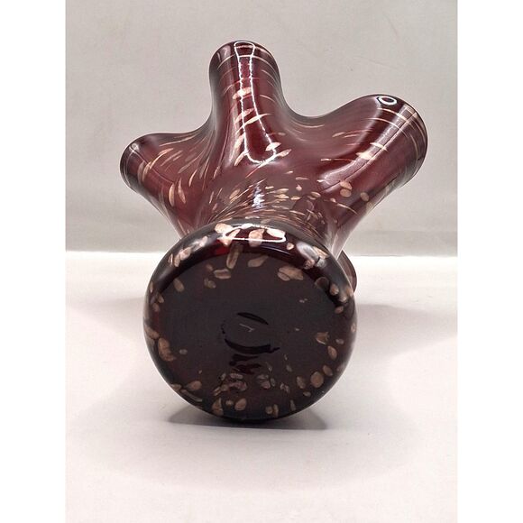 Vintage Hand Blown Glass Ruby Red and Gold Flecks Handkerchief Vase - Picture 3 of 8